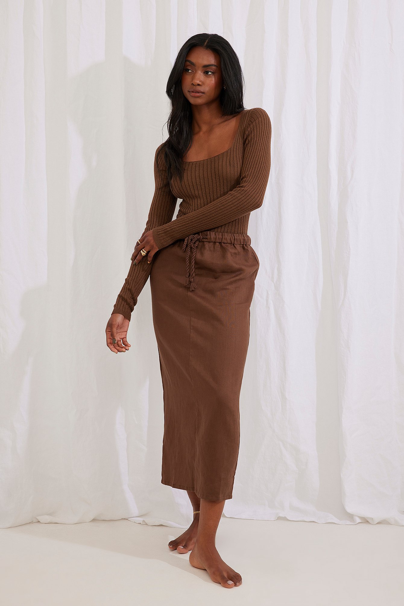 Brown Wide Neck Ribbed Knitted Top