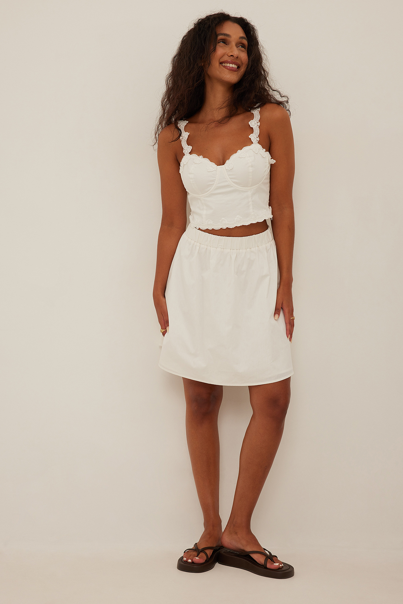 Elastic Waist Mini Cotton Skirt Outfit