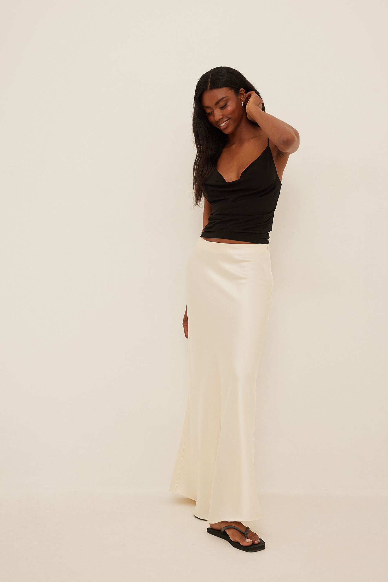 Flowy Satin Maxi Skirt White | na-kd.com