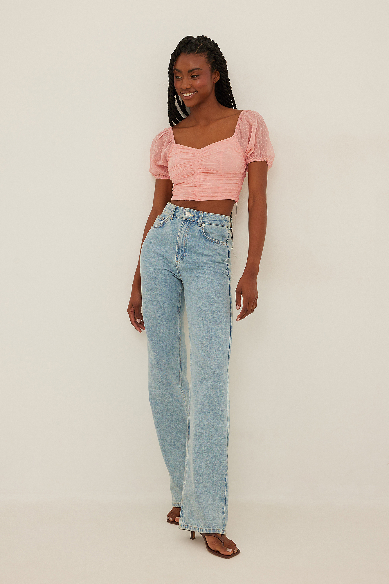 Short Sleeve Cropped Dobby Top Outfit.