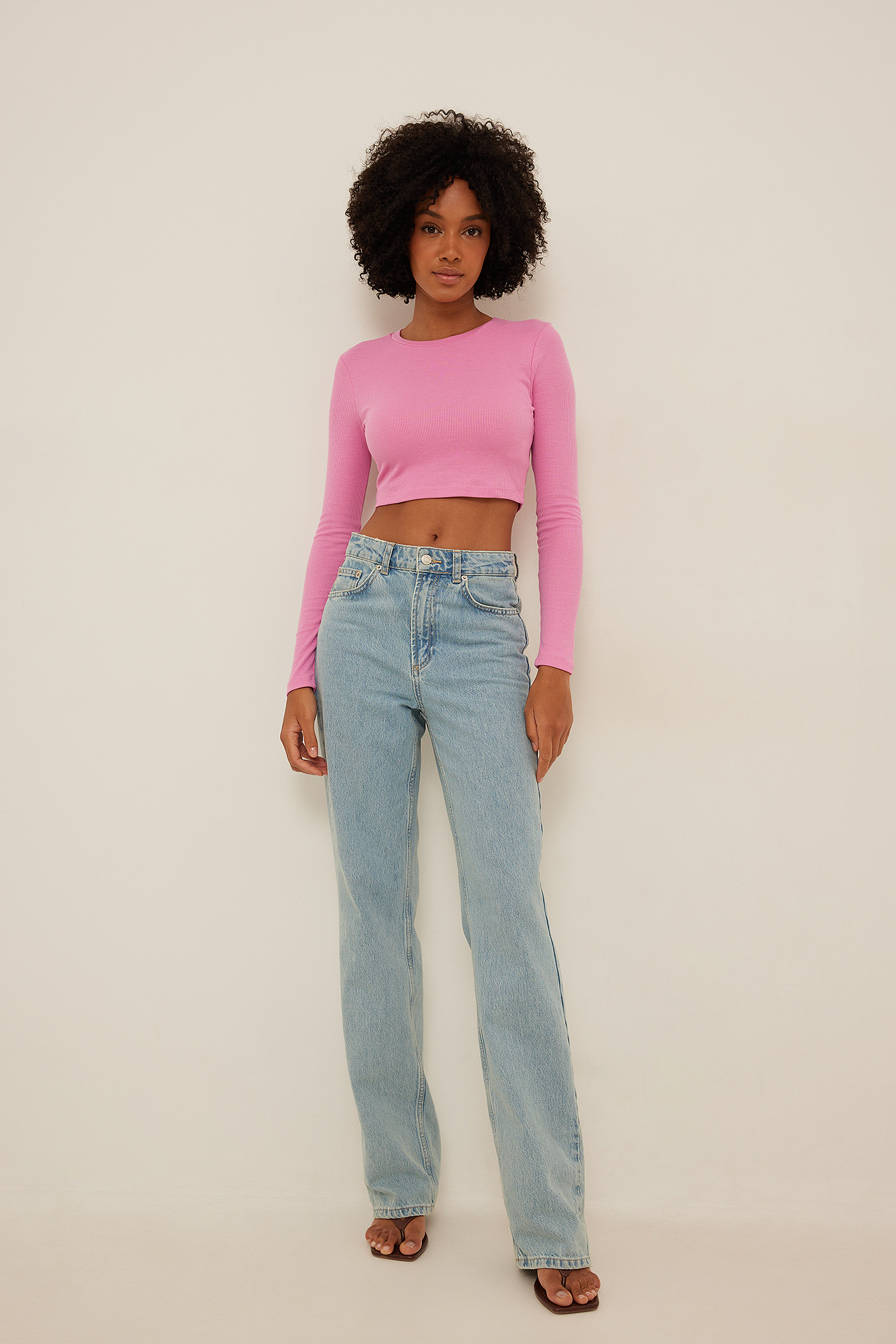 Round Neck Ribbed Long Sleeve Crop Top Outfit.