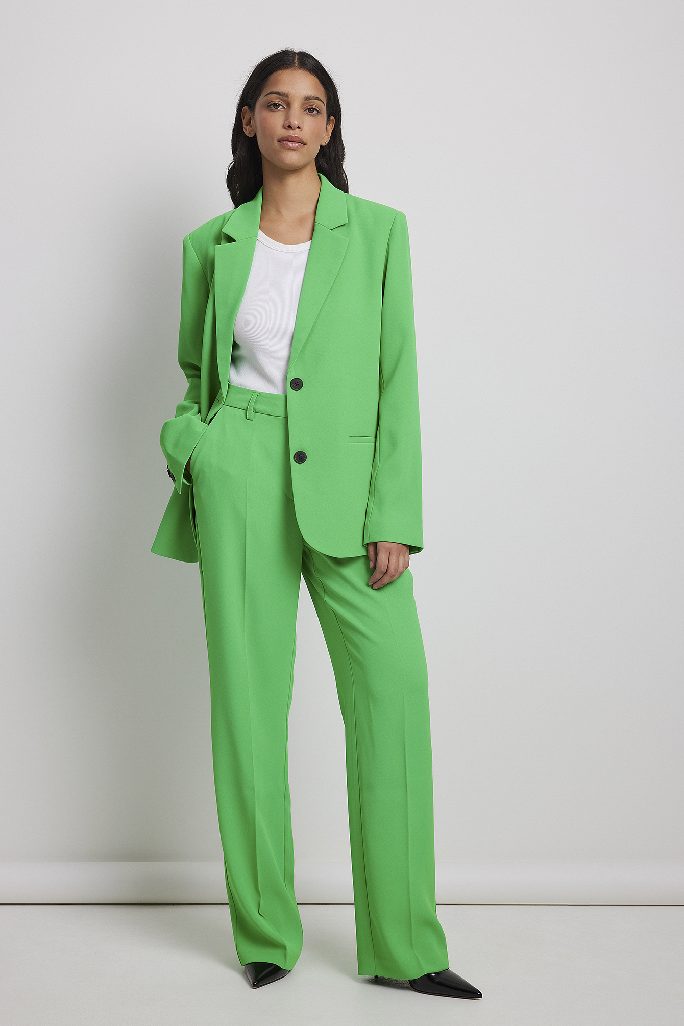 Tailored Regular Straight Leg Suit Pants Outfit