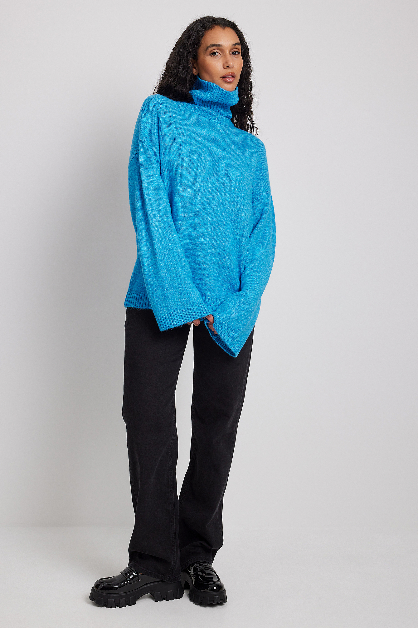 Knitted High Neck Sweater Blue
