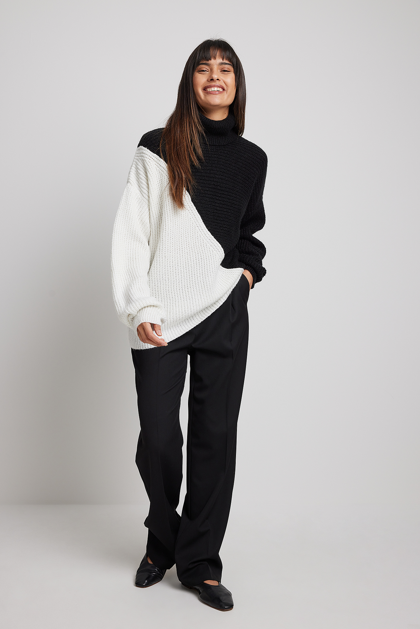 Knitted Diagonal Color Block Sweater 