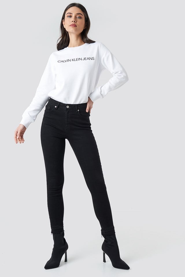 Institutional Regular Crewneck White Outfit