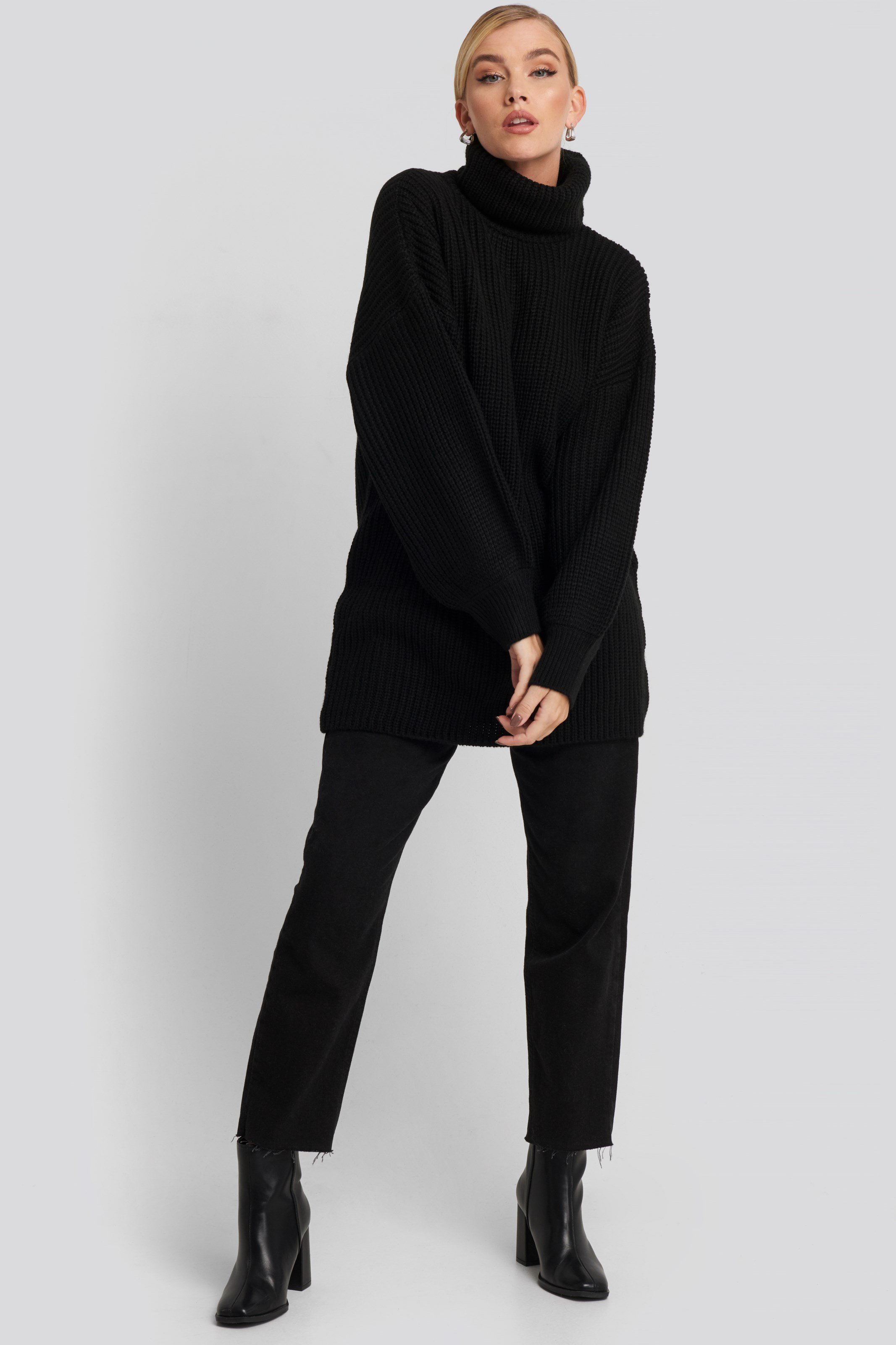 Oversized High Neck Long Knitted sweater Black Outfit.