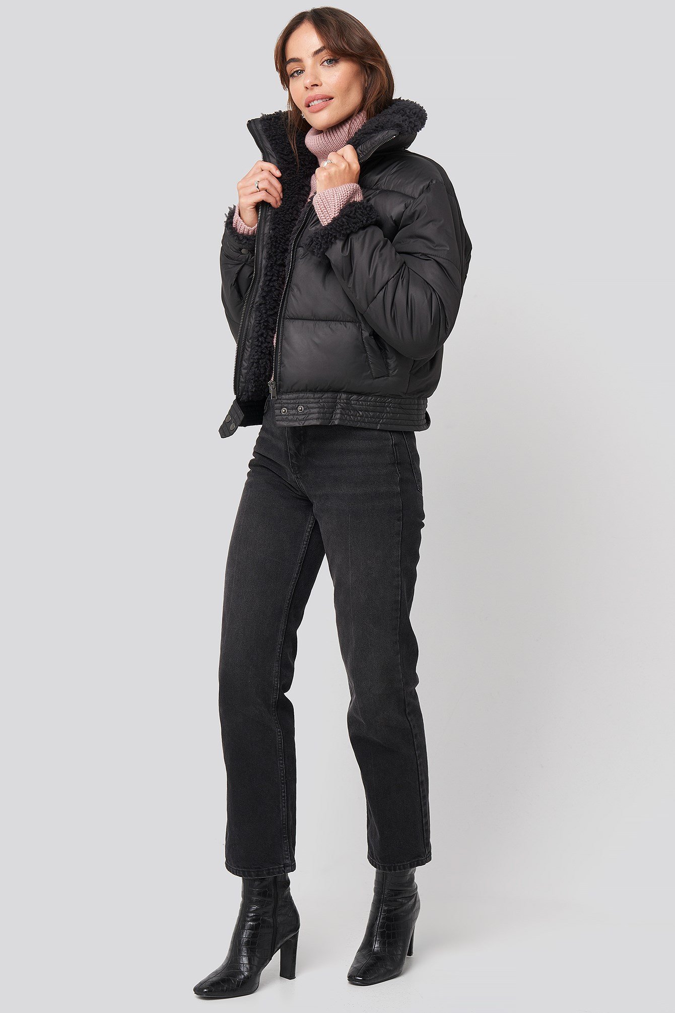 Faux Fur Detailed Puffer Jacket Black Outfit