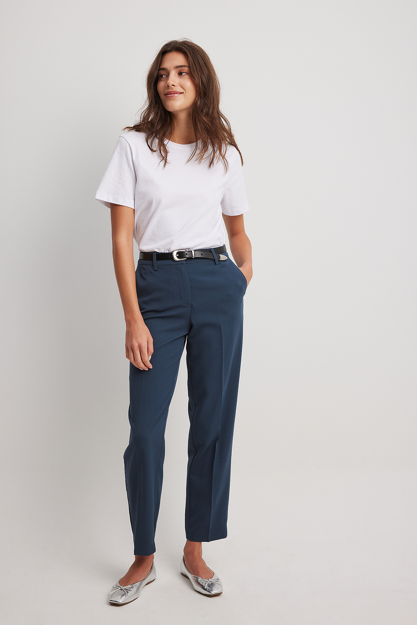 High-waisted tailored trousers - Navy blue - Ladies
