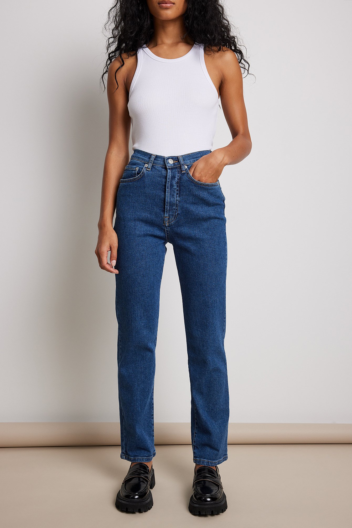Straight High Waist Jeans Beige | na-kd.com