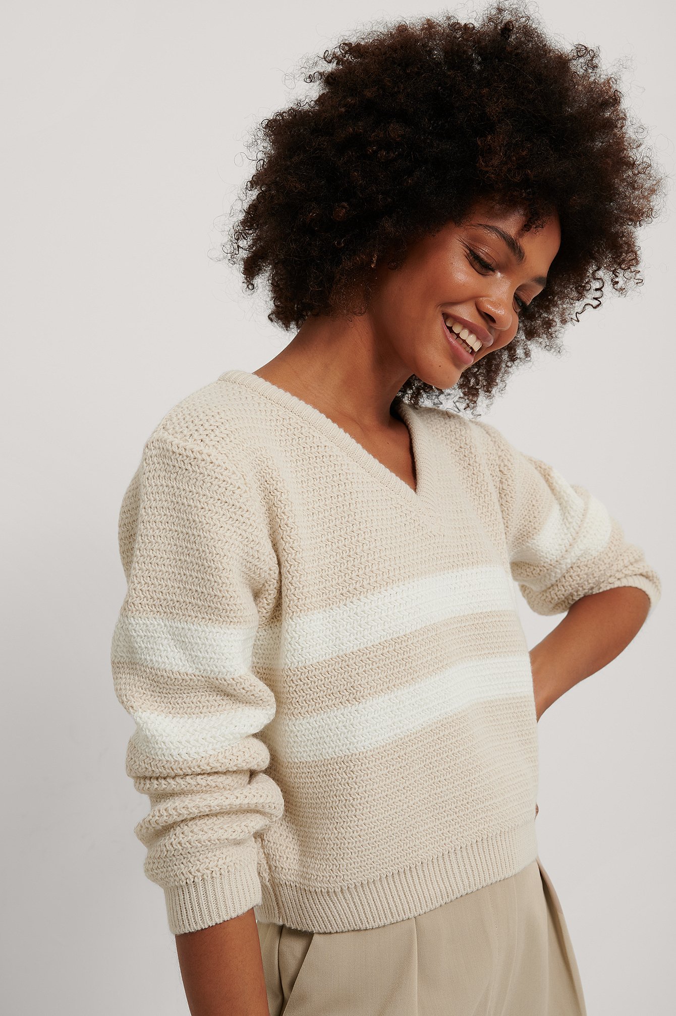 Beige/White Stripe Detail V-neck Knitted Sweater