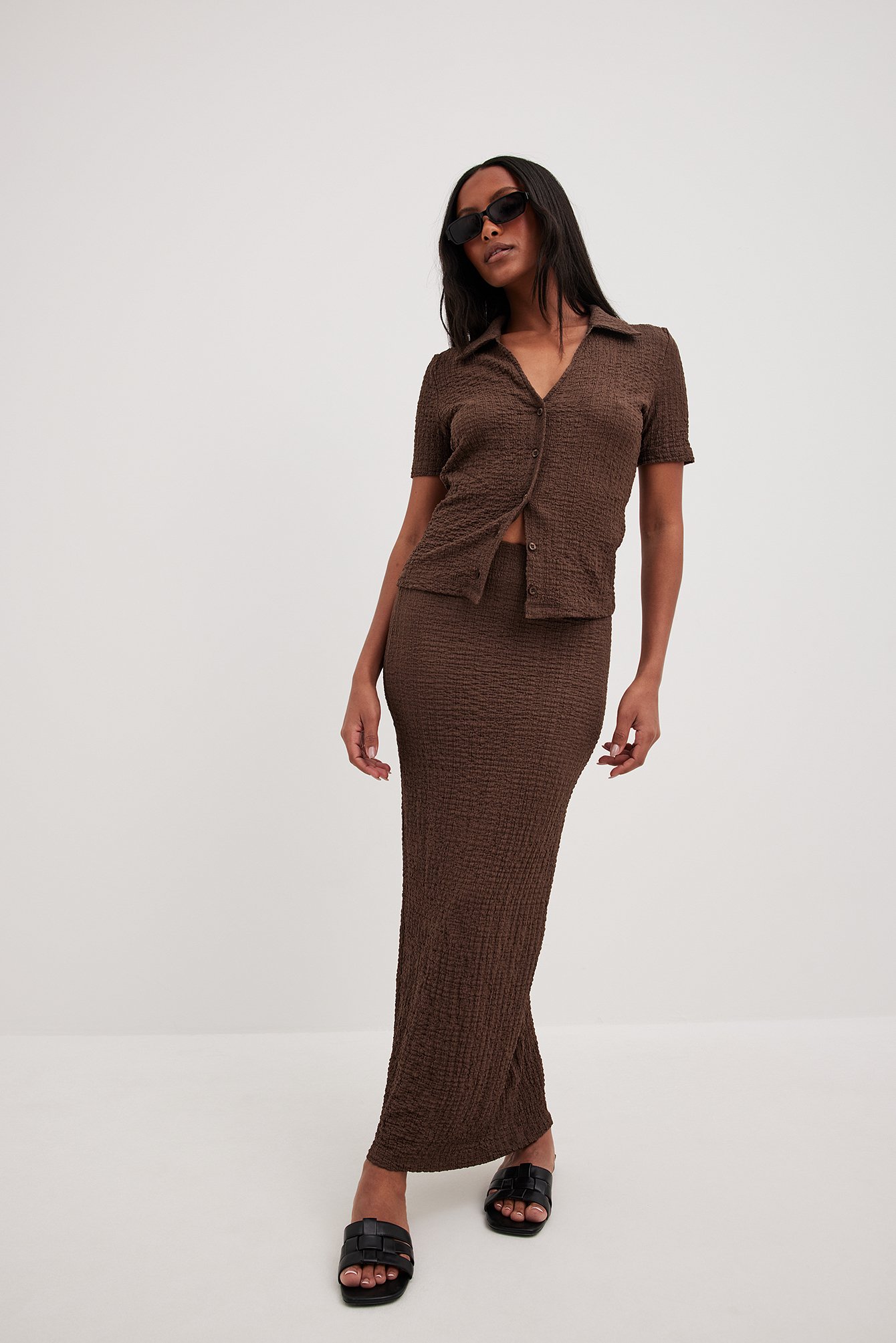Structure Tight Midi Skirt Brown NAKD