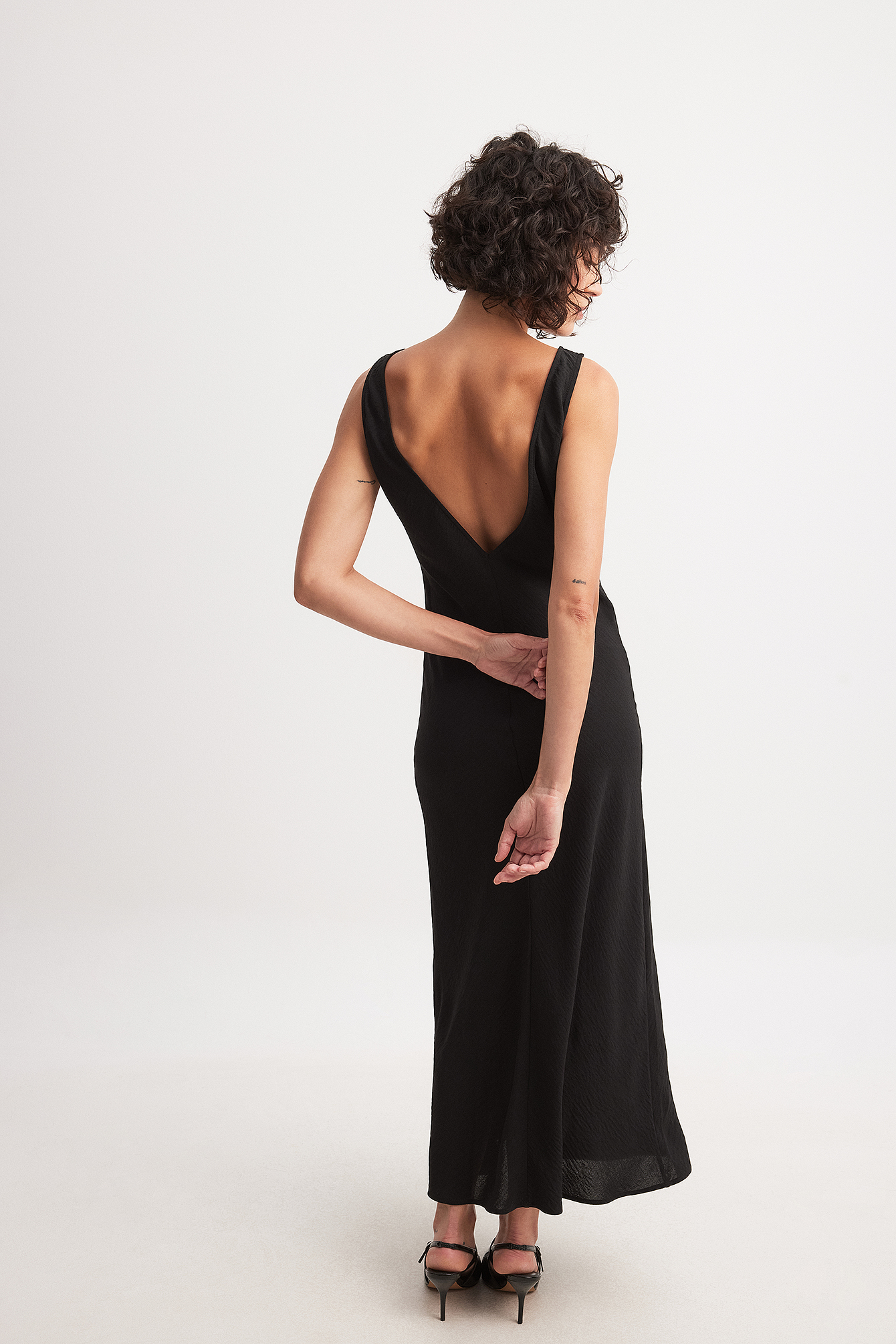 Structured Low Back Midi Dress Black | NA-KD Structured Low Back Midi Dress Black | NA-KD