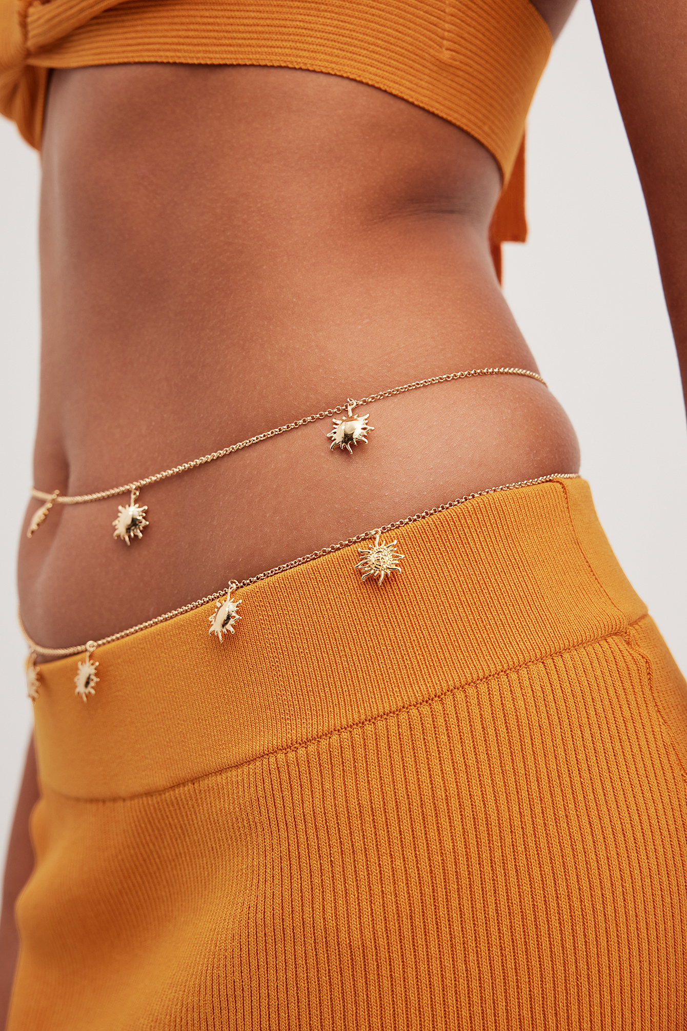 Sun Detailed Belly Chain Gold