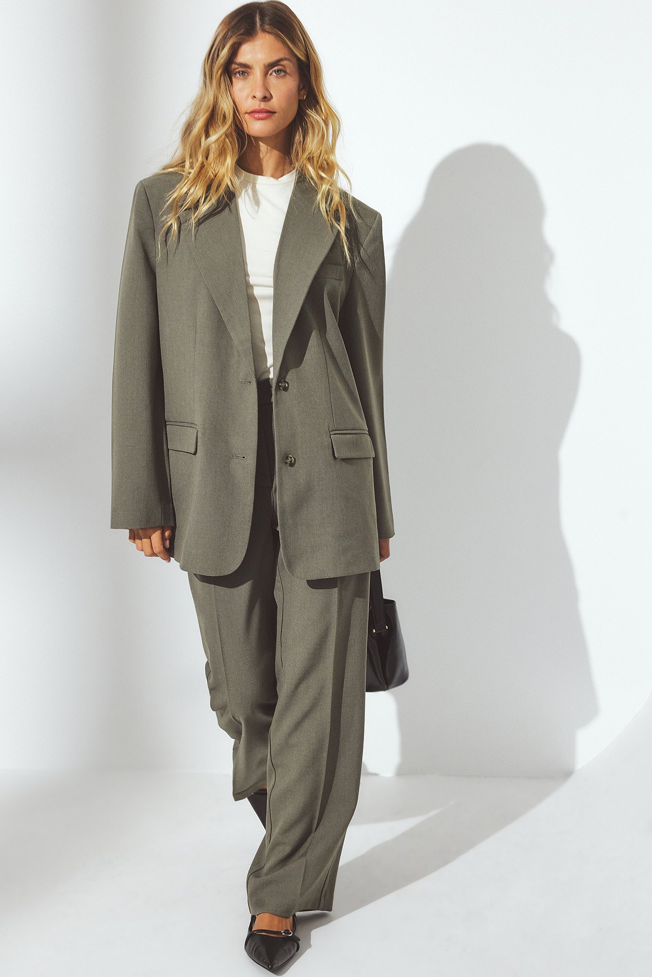 NA-KD Tailored Mid Waist Suit Pants - Work Trousers - Green - EU 40 - NA-KD / NAKD