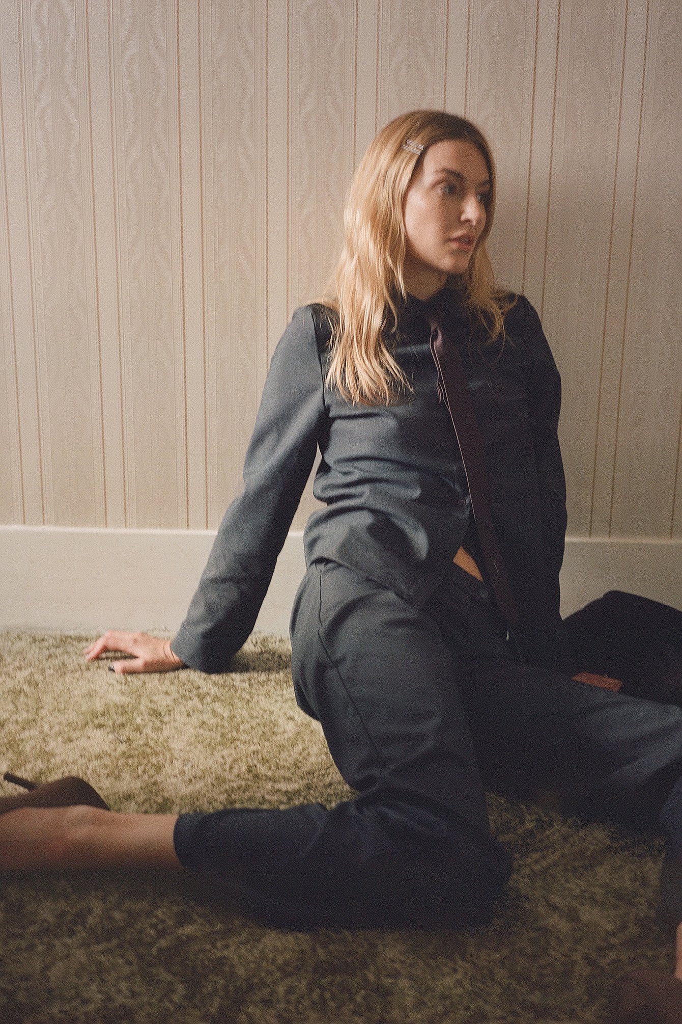 Camille Charriere x NA-KD Tailored Mid Waist Trousers - Work Trousers - Grey - EU 42 - NA-KD / NAKD