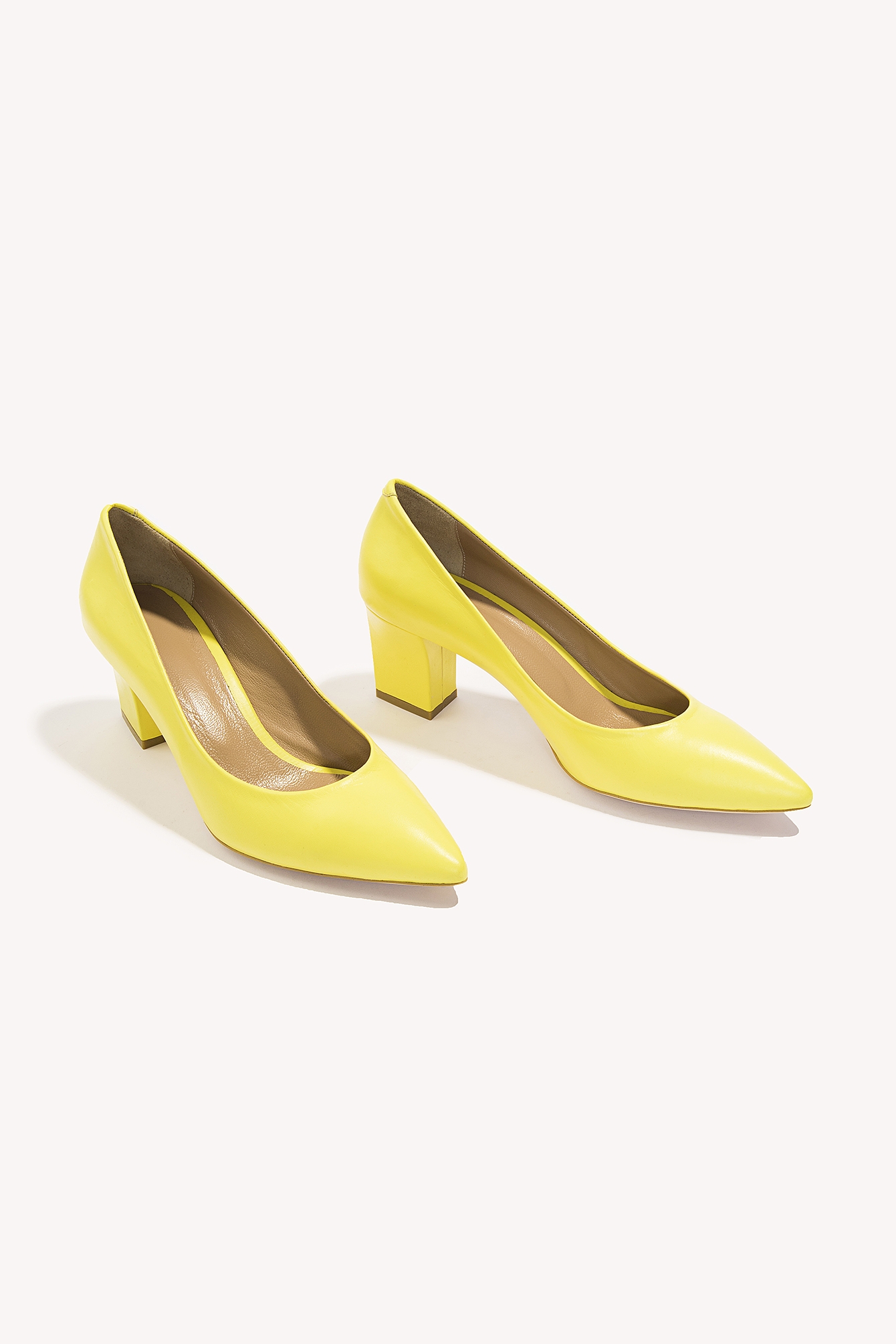 Block Heel Pump Yellow | na-kd.com