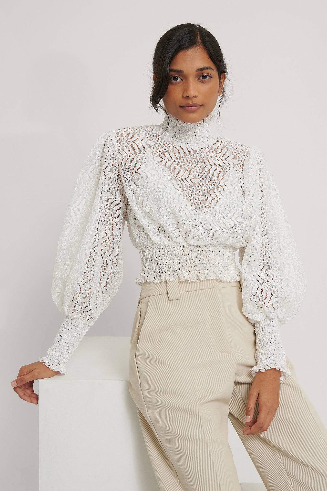 High Collar Detail Blouse White | na-kd.com