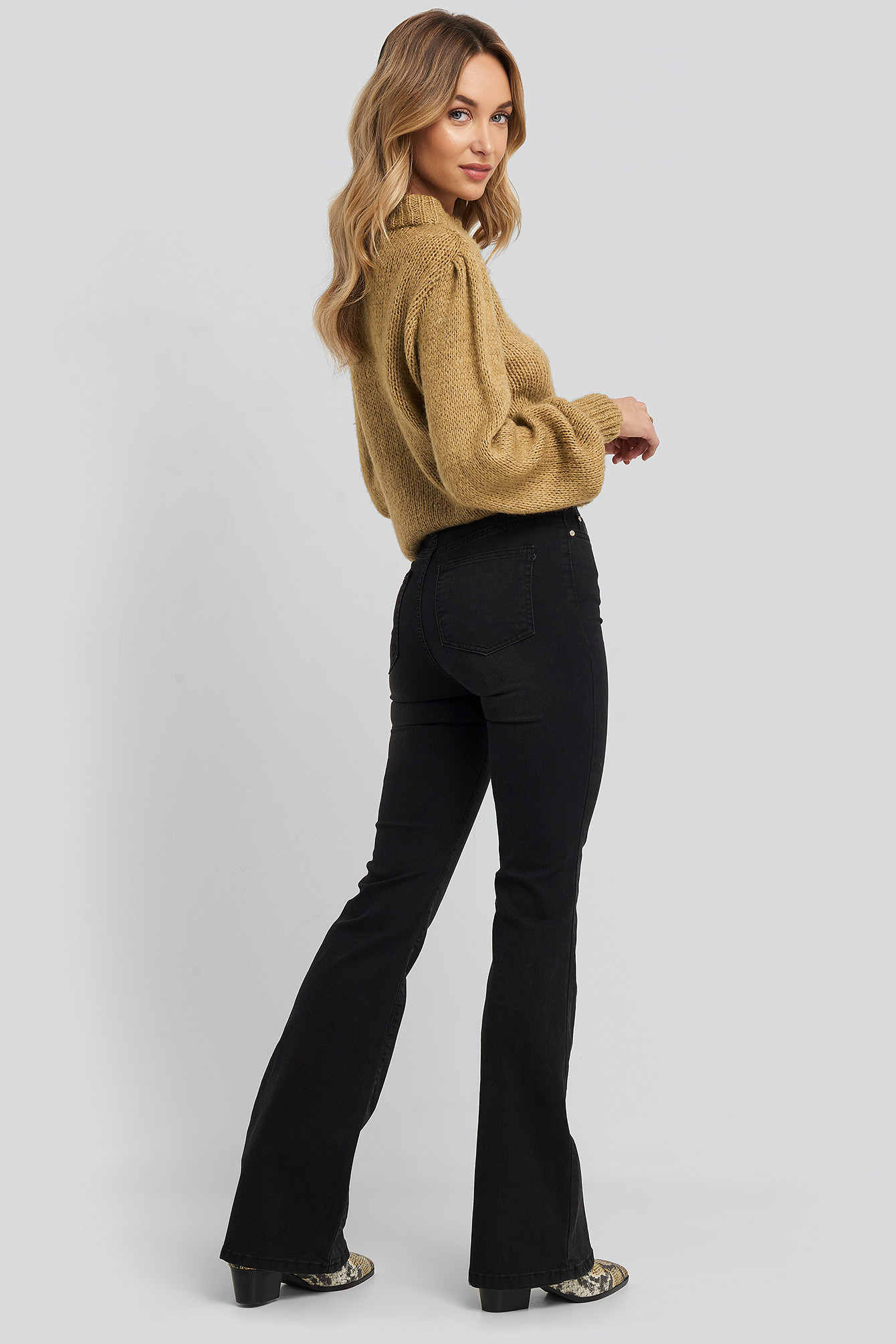 High Waist Flare Jeans Black