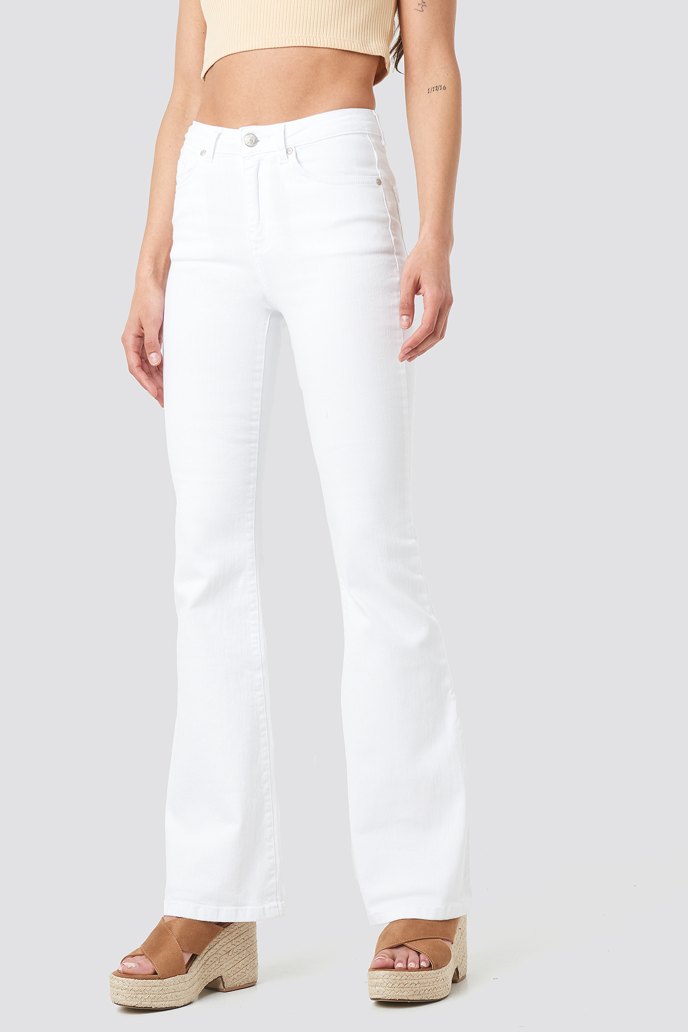 High Waist Flare Jeans White | na-kd.com