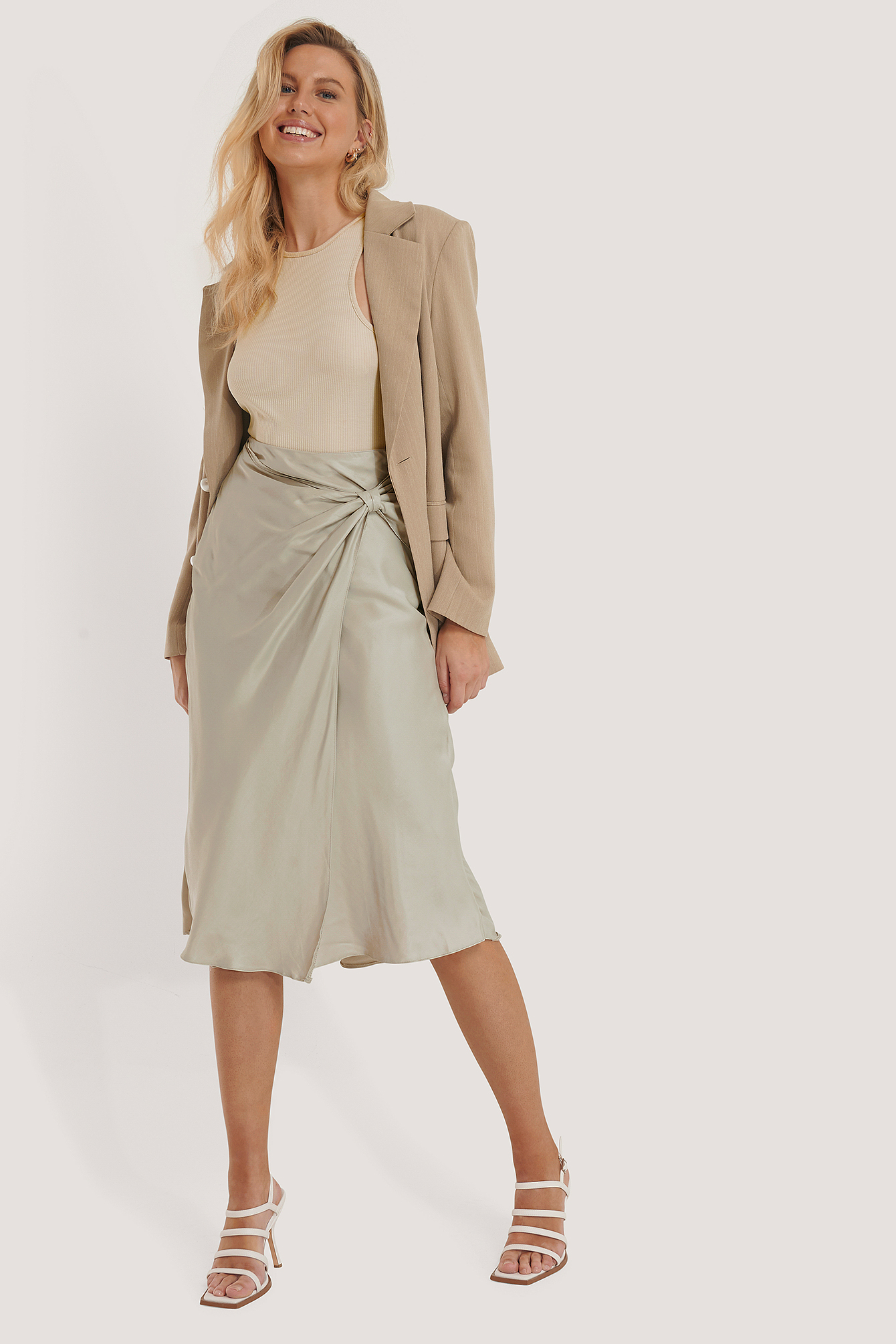 knot skirt