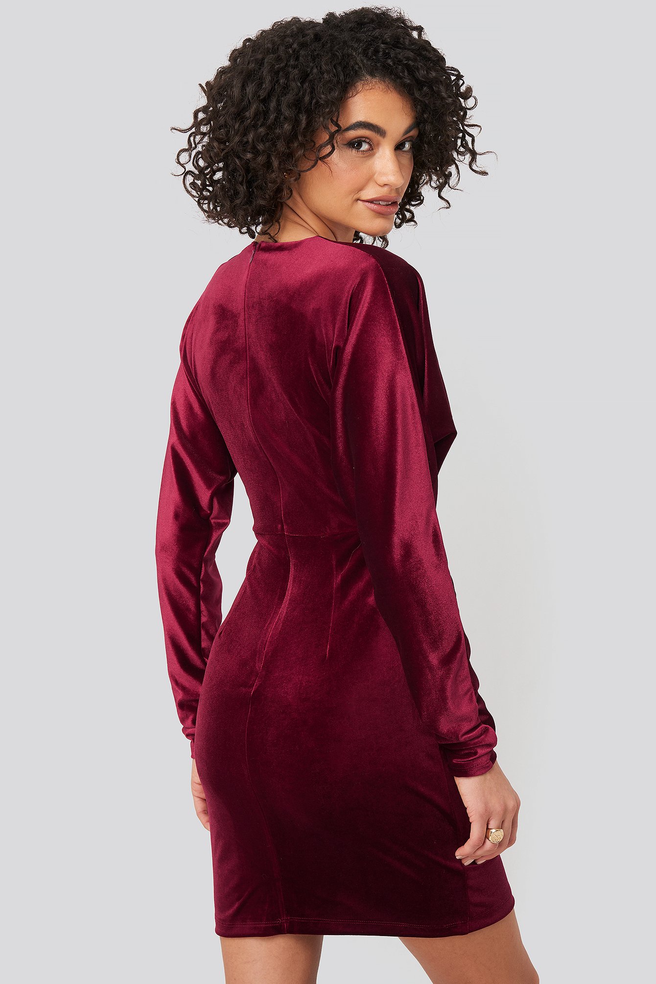 Low-cut Neckline Mini Dress Red | na-kd.com