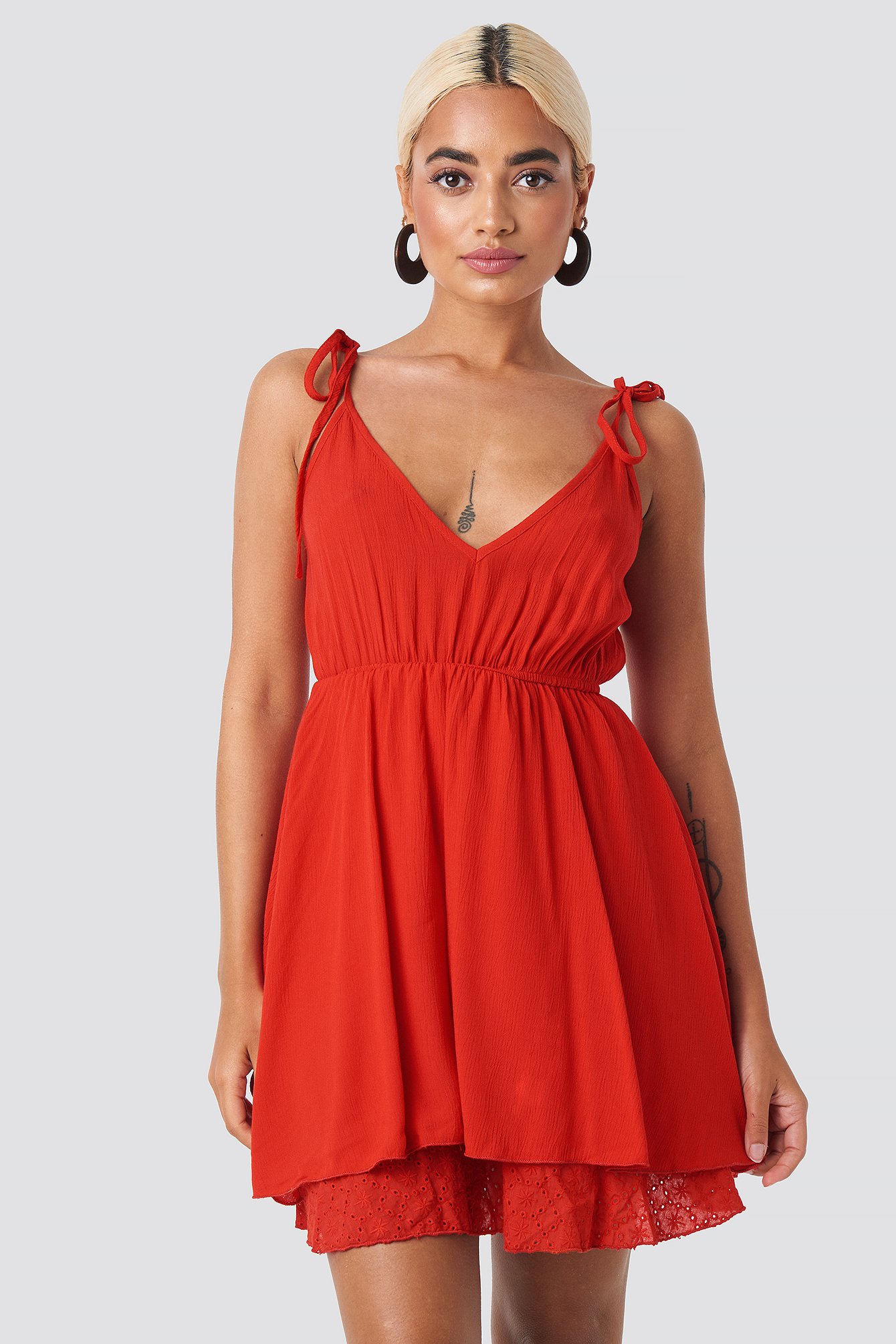 trendyol -  Kurzes Kleid - Red