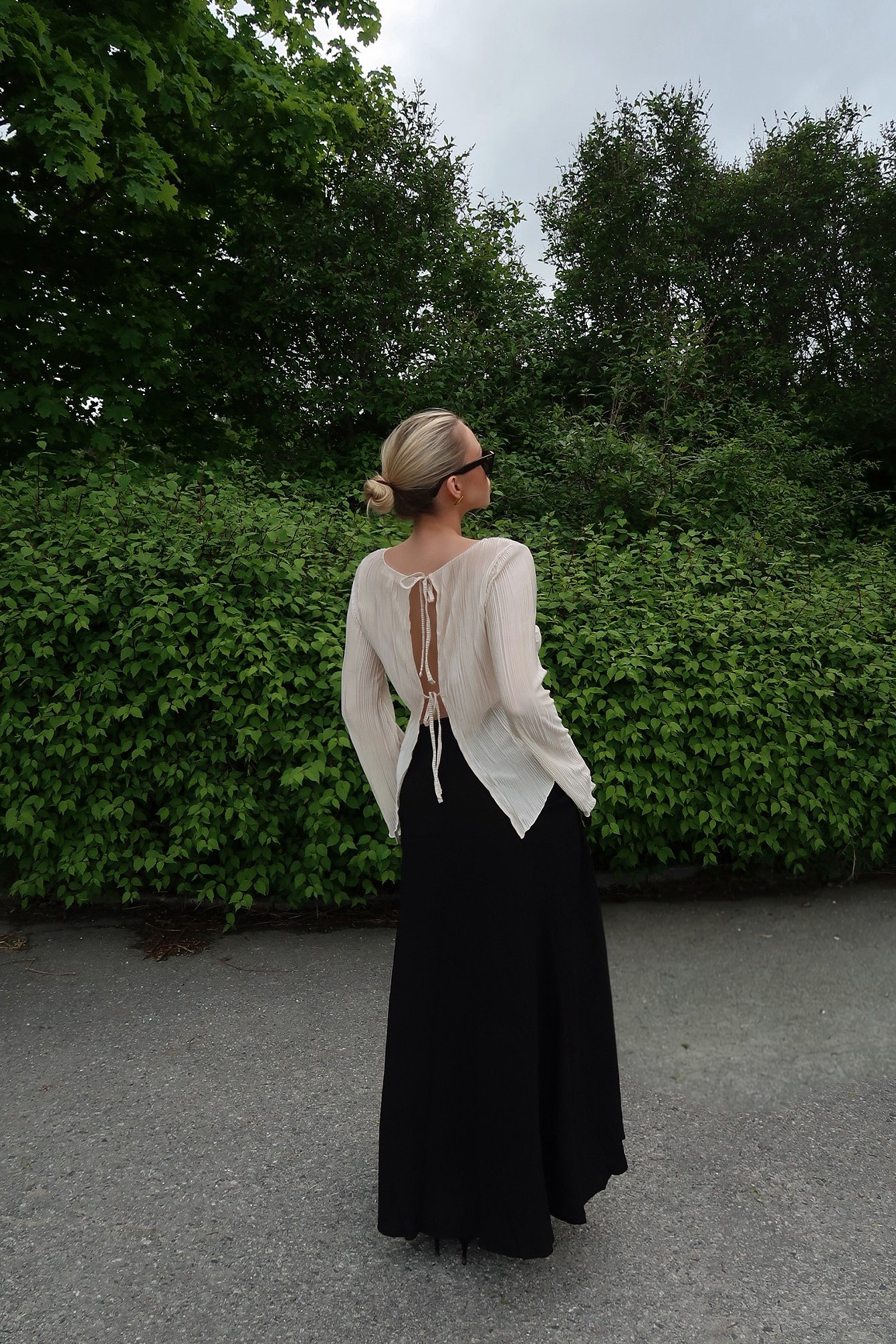 Strap long-sleeve top