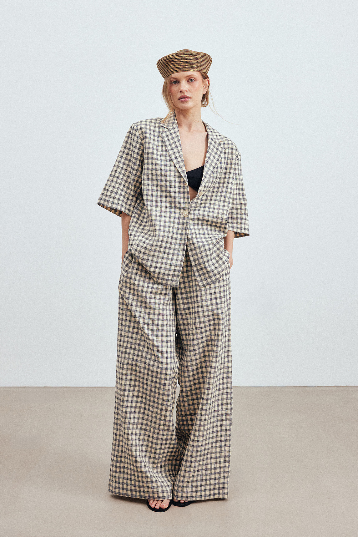 Wide checked drawstring pants dark blue — byxor med fickor från NA-KD