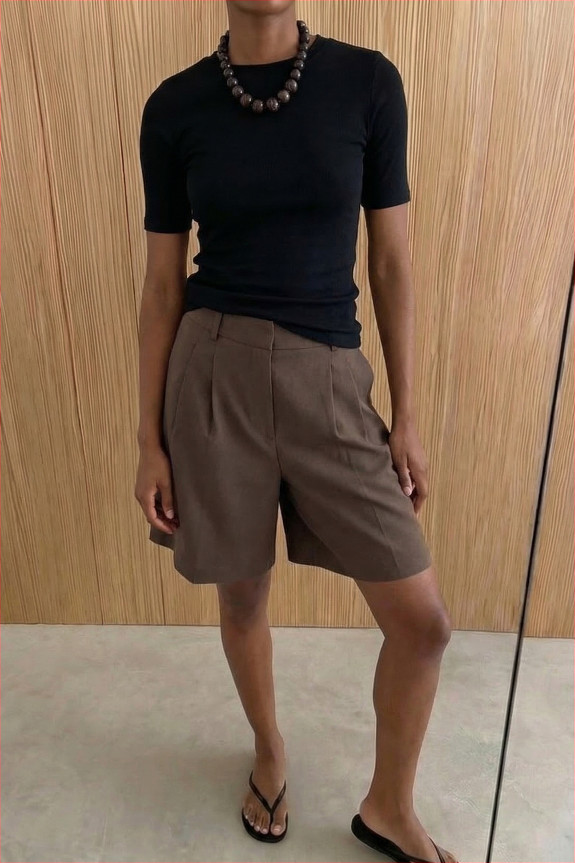 Wide leg mid waist shorts brown — shorts med fickor från NA-KD