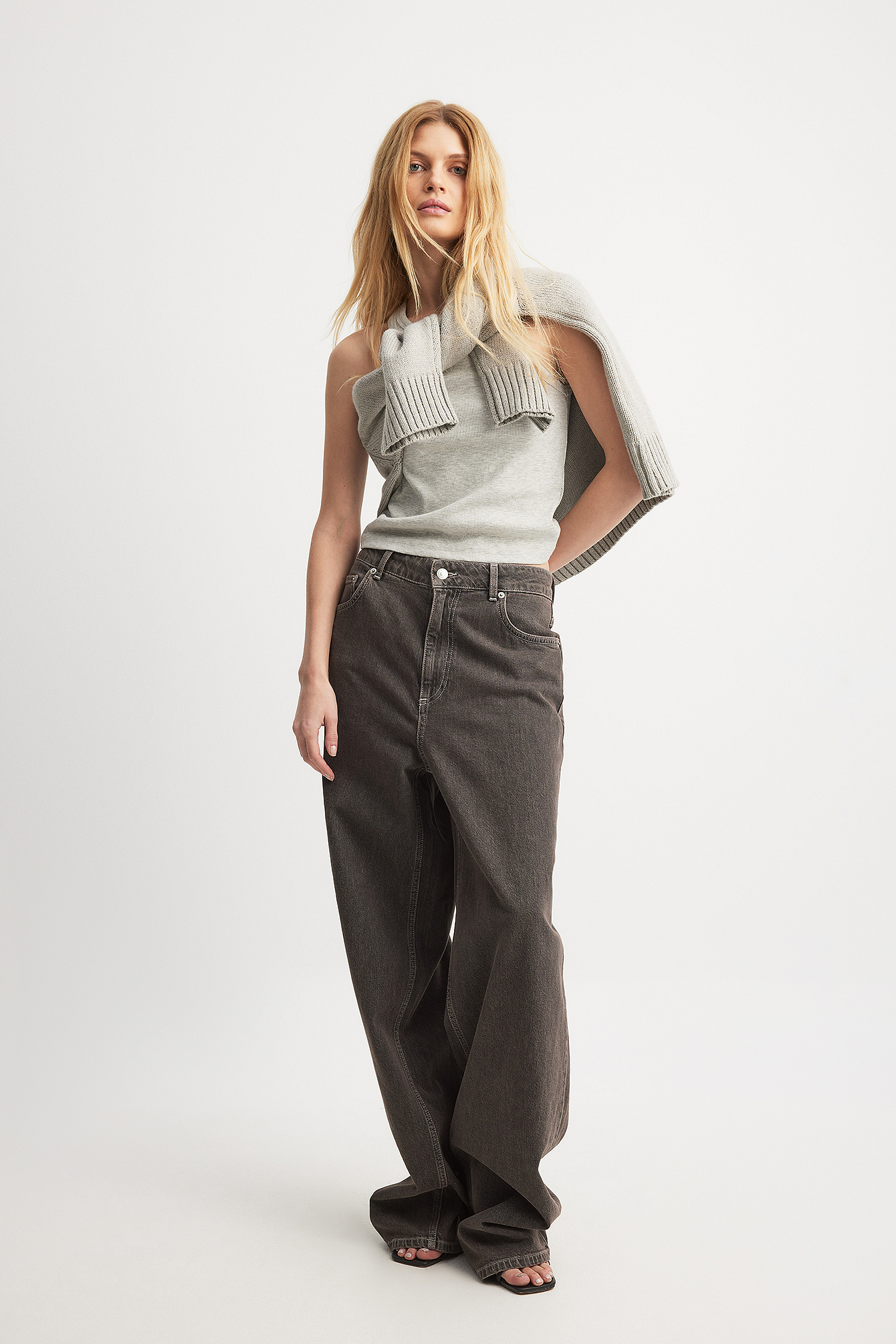 Low Waist Wide Leg Jeans Brown NAKD