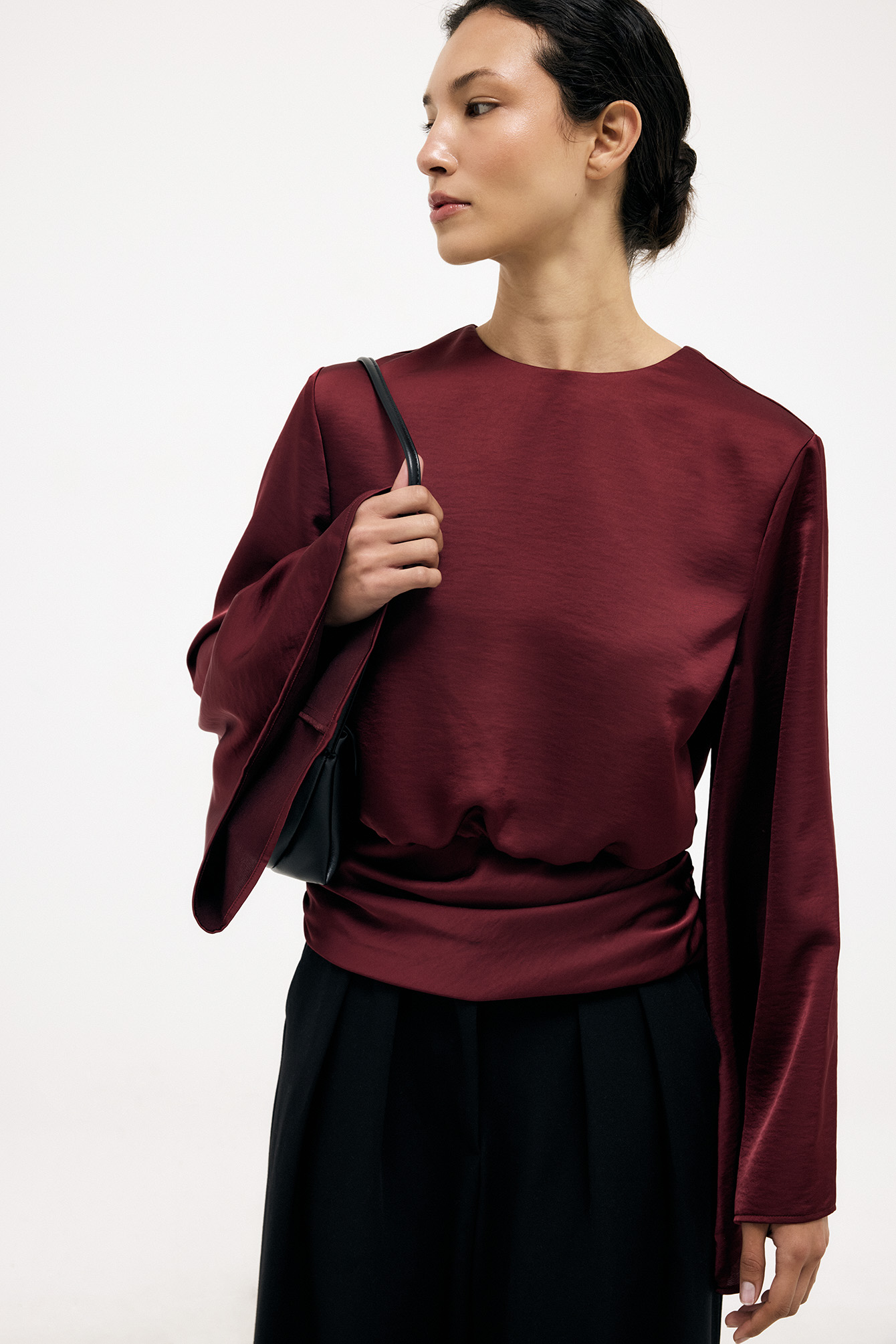 Blusa de manga ancha con cintura fruncida - Blusas - Burgundy - 38 - NA-KD / NAKD