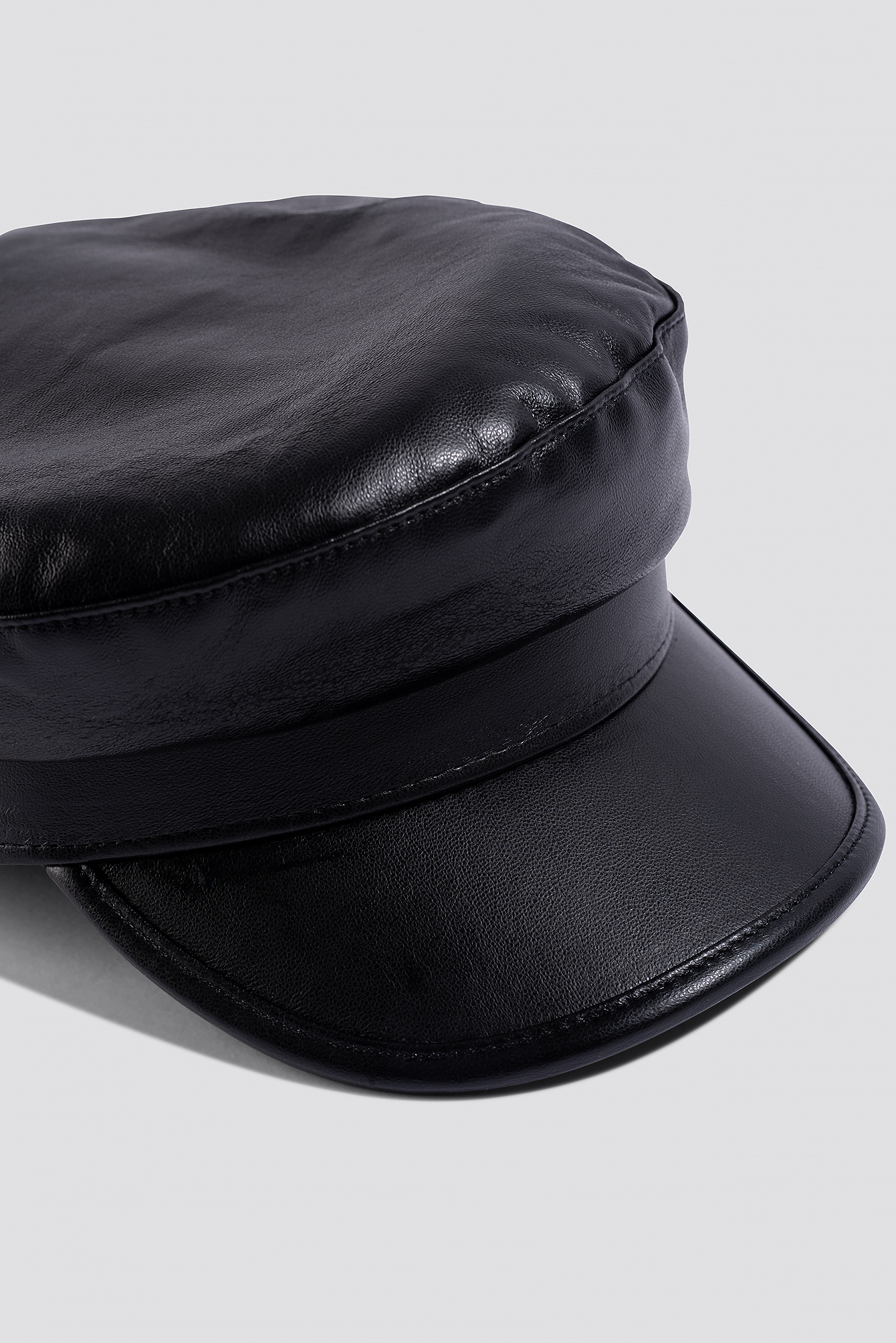 Leather Look Sailor Hat Black | na-kd.com
