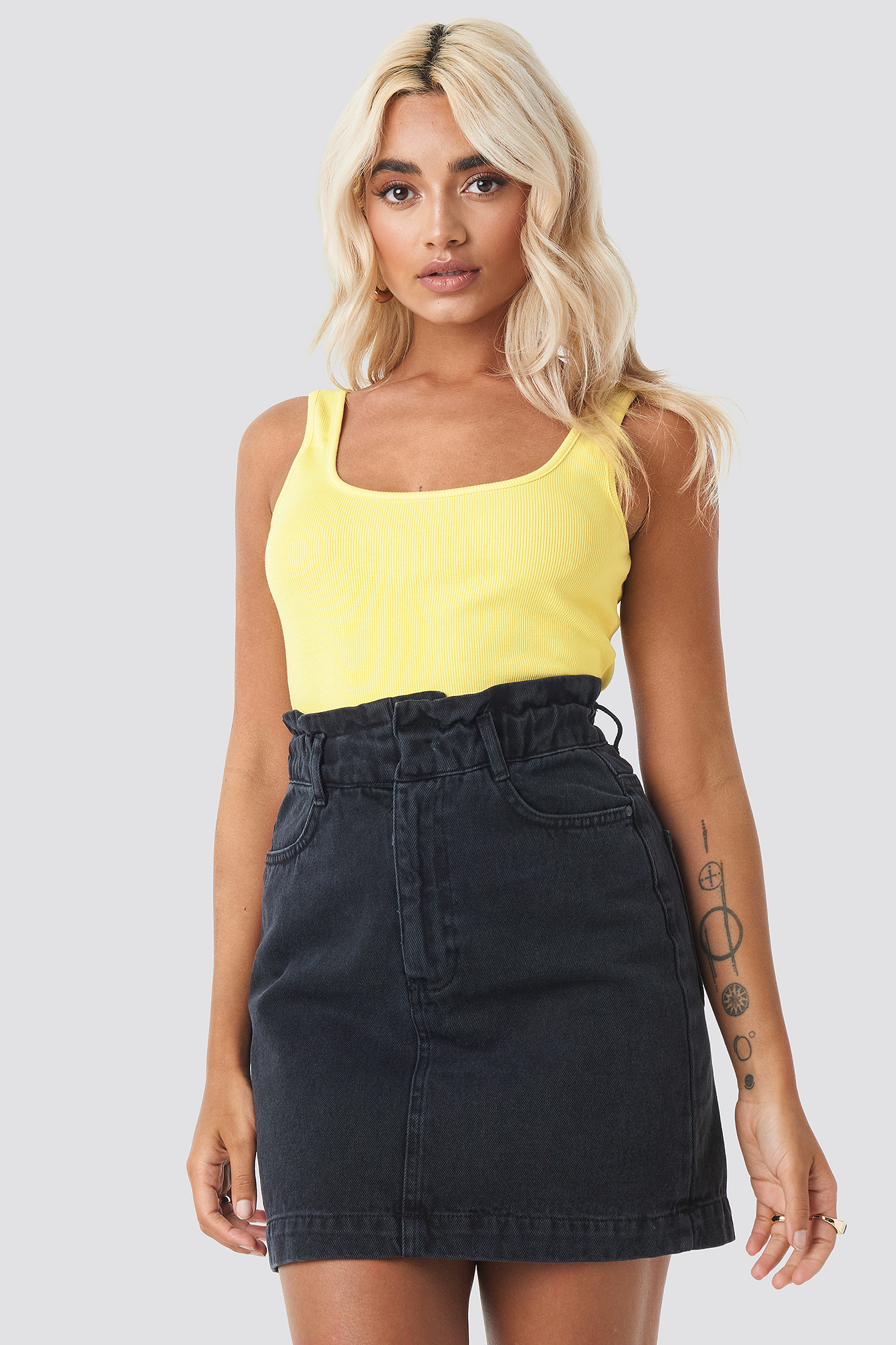 Yol Pleated Denim Skirt Black