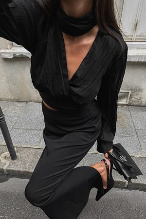 Black Bluza z plisowanymi elementami z bufiastymi rękawami