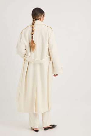 Offwhite Gestructureerde jas met riem
