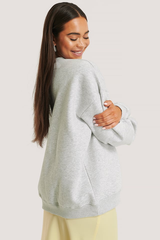 Oversize-Collegepaita Light Grey