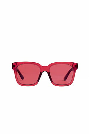 Milky Pink Duże okulary przeciwsłoneczne z zaokrąglonym brzegiem z recyklingu