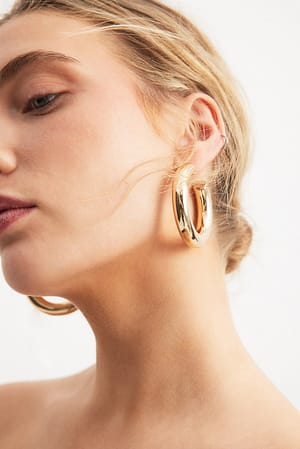 Gold Stor hoops