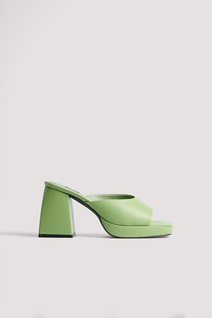 Green Chaussures à talon carré et plateforme