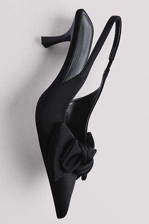Black Sapatos pumps com laço
