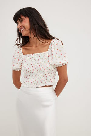 White/Red Flower Cropped Puff Sleeve Smocked Top