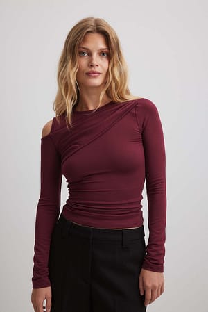 Red Top con cut-out