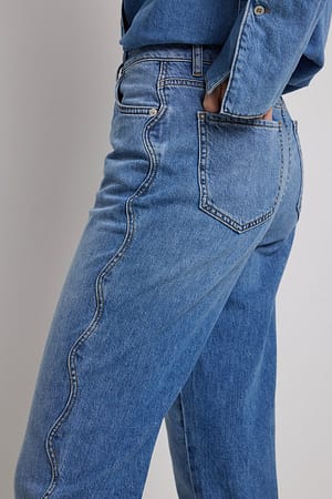 Blue Wash Detaillierte Jeans