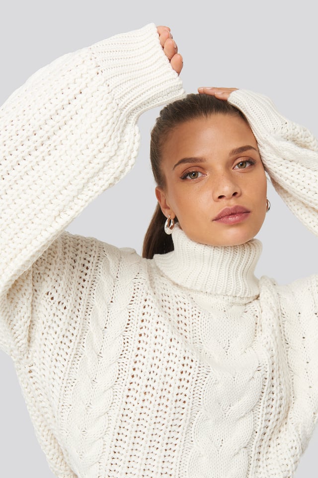 Chunky Cable Knit Sweater Off White