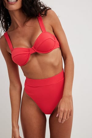 Red Braquita de bikini de cintura alta con lunares