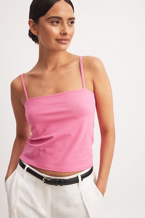 Pink Dubbel omgeslagen hemdje met dunne bandjes