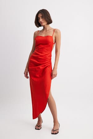 Red Drapowana sukienka z lnu