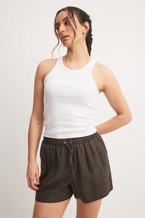 Brown Leinen-Shorts mit elastischem Taillenbund