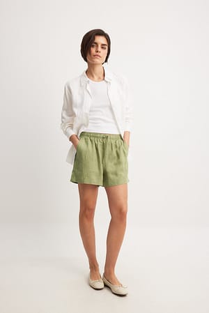 Pistachio Leinen-Shorts mit elastischem Taillenbund