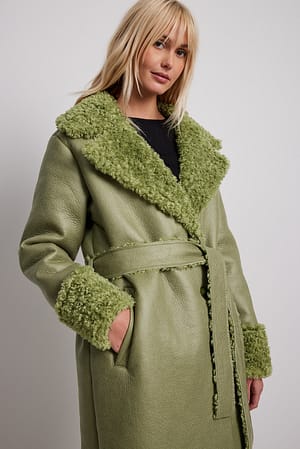 Faux Fur Detail Belted Coat Green | NA-KD